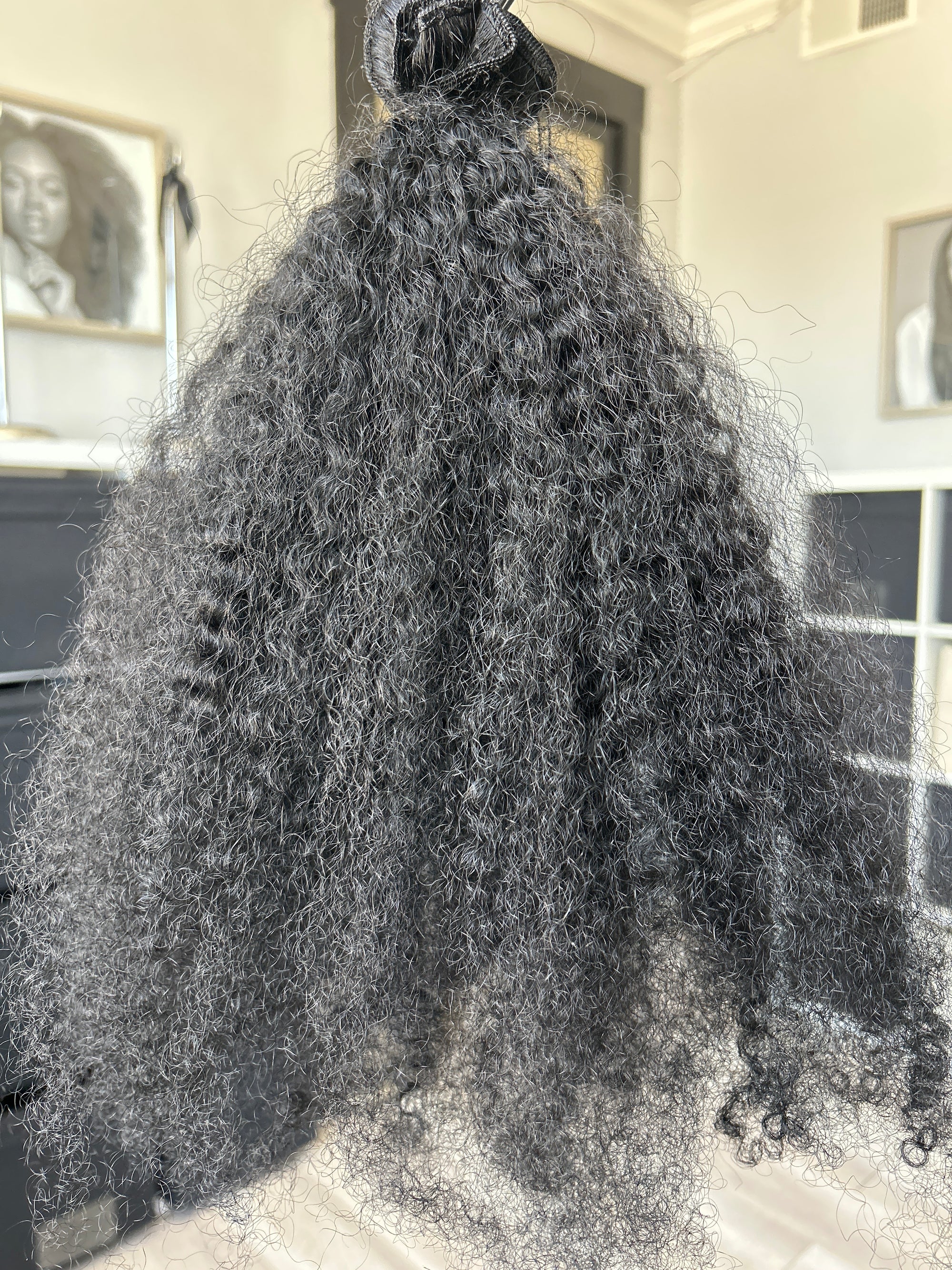 Clearance: 24" Knatural Kurly Weft (Black)