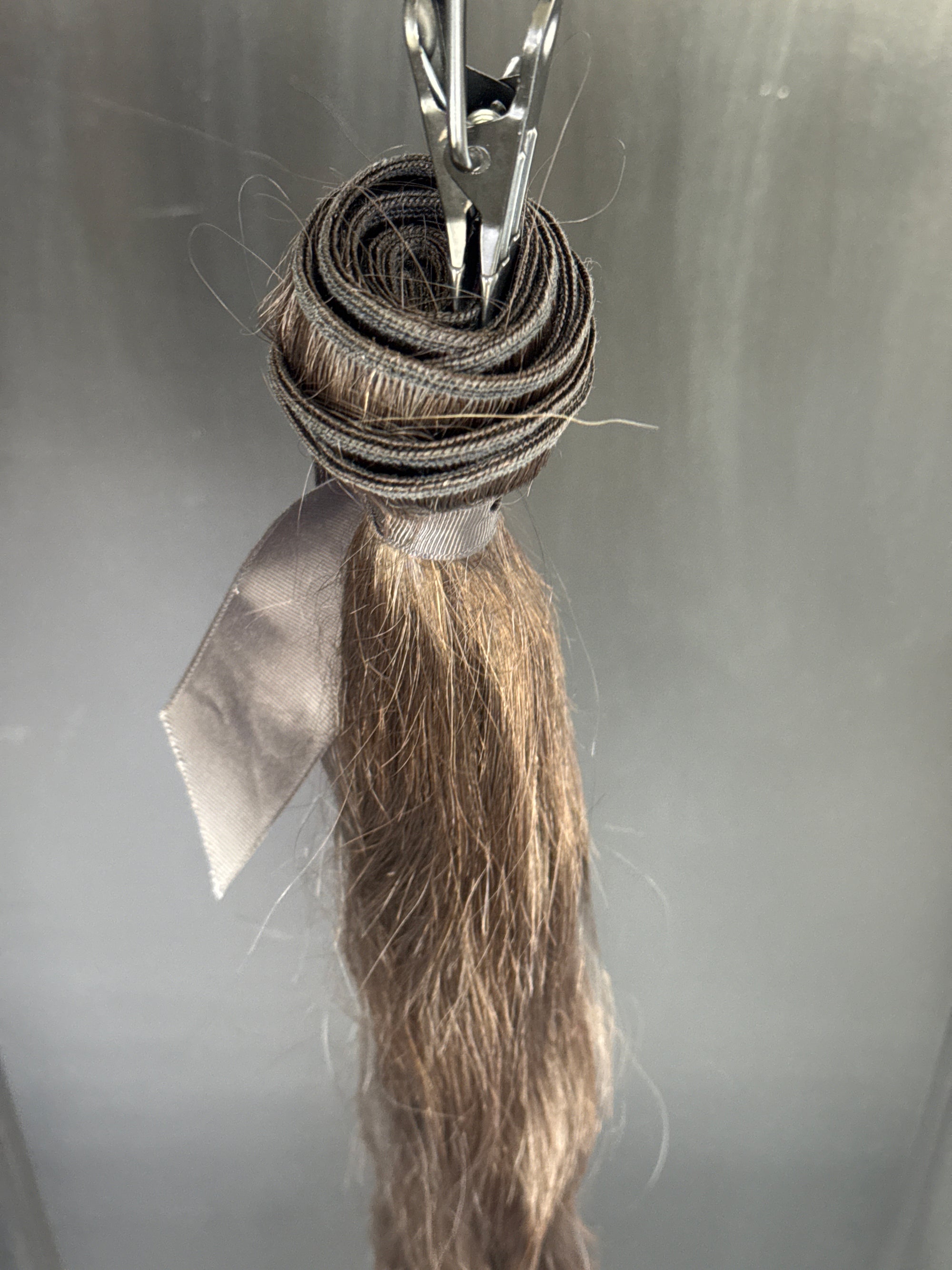 Clearance: 20” Body Wave Weft