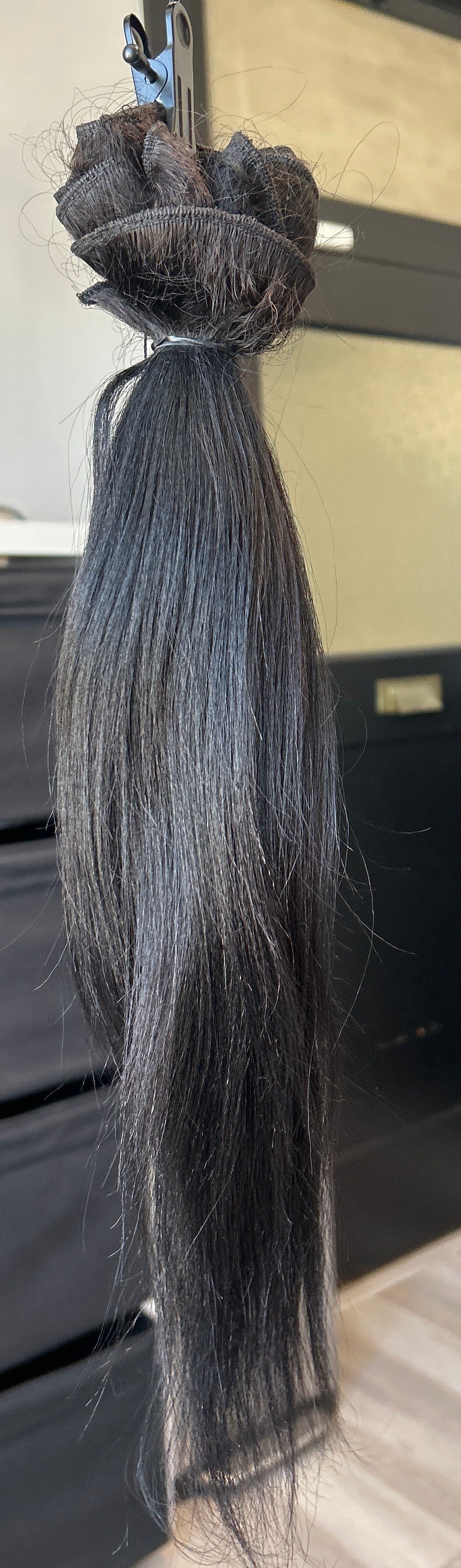 Clearance: 20" Knatural Straight Weft