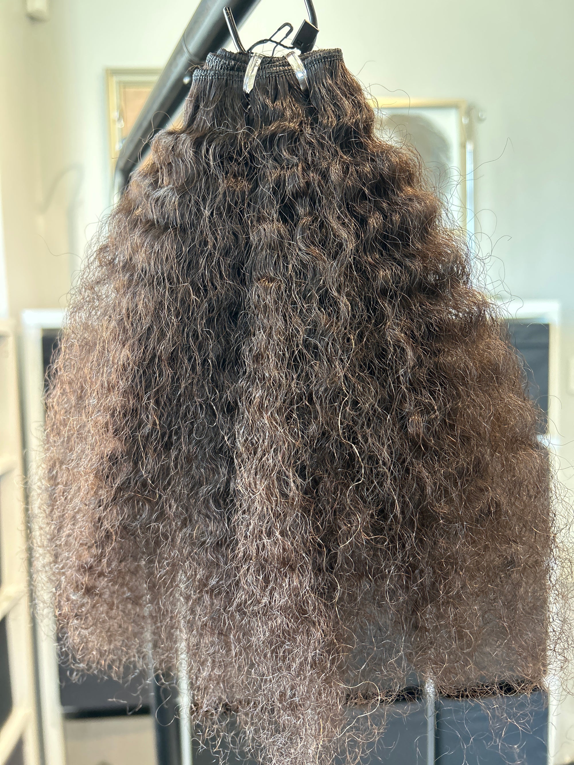 Clearance: 16" Knatural Kurly Weft