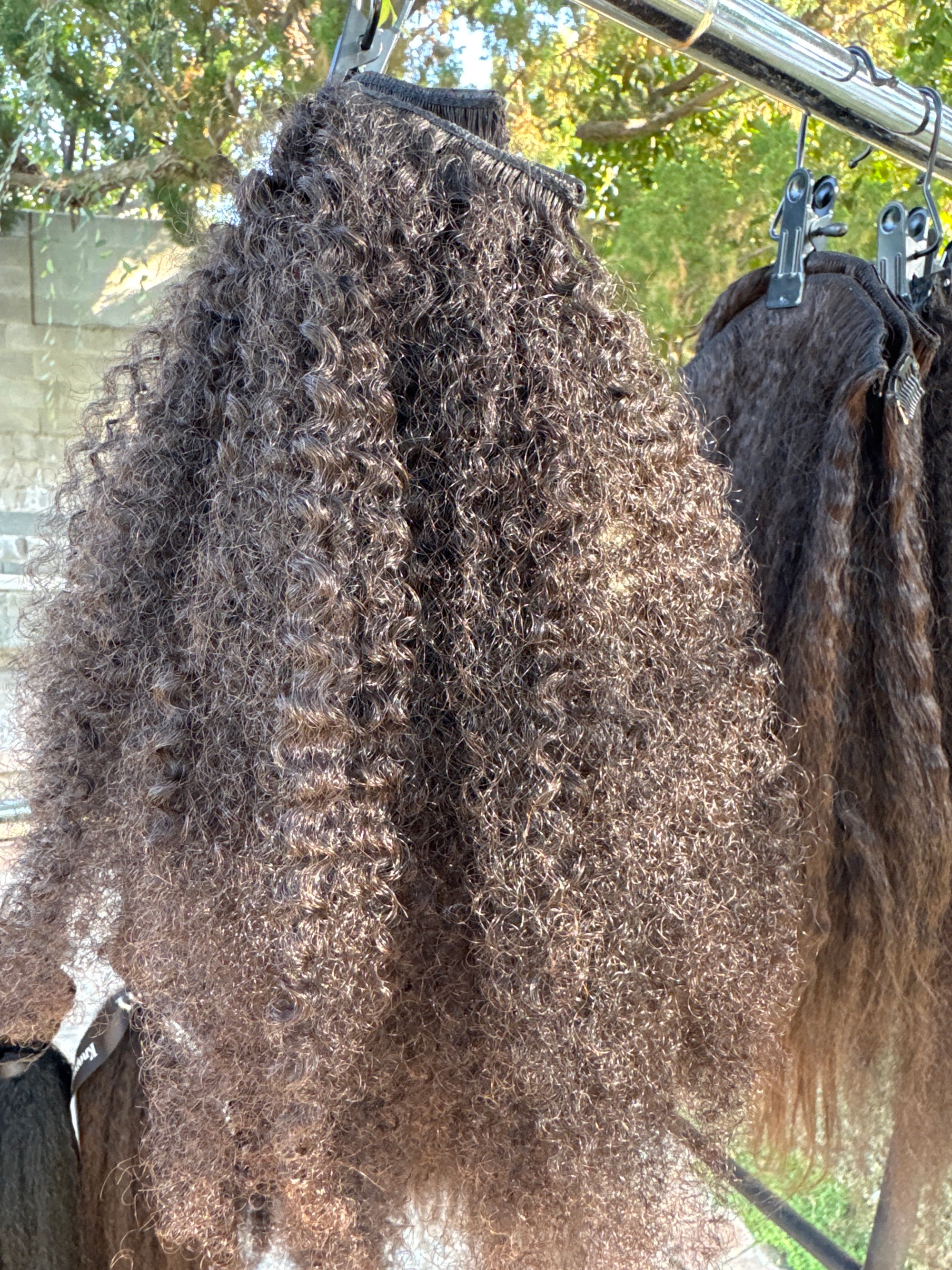 Clearance: 20-22" Knatural Tight Kurly 2 Piece Set