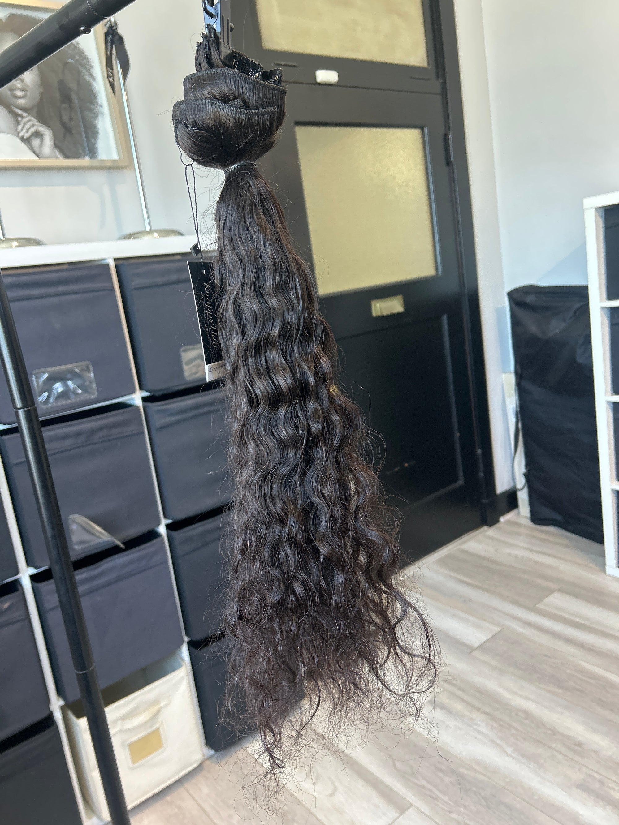 Clearance: 22" Body Wave Clip Ins - 7 PC