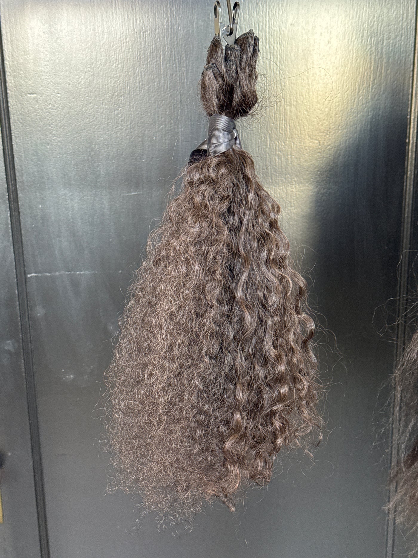 Clearance: 22" Knatural Kurly Clip Ins, 6 Piece Set