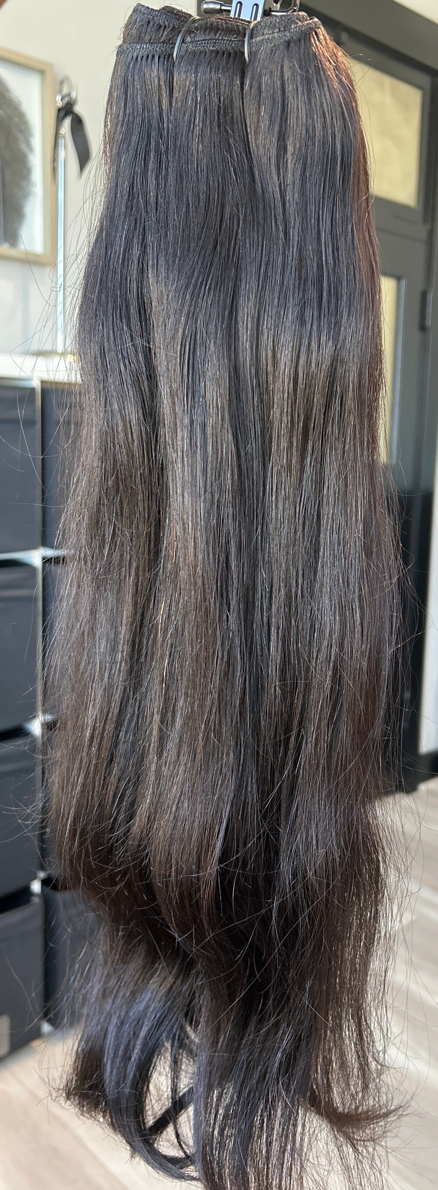 Clearance: 20" Body Wave Weft