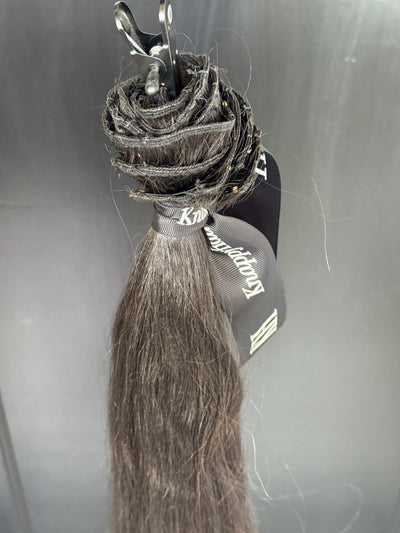 Clearance: 22” Knatural Straight Clip Ins, 5 Piece Set