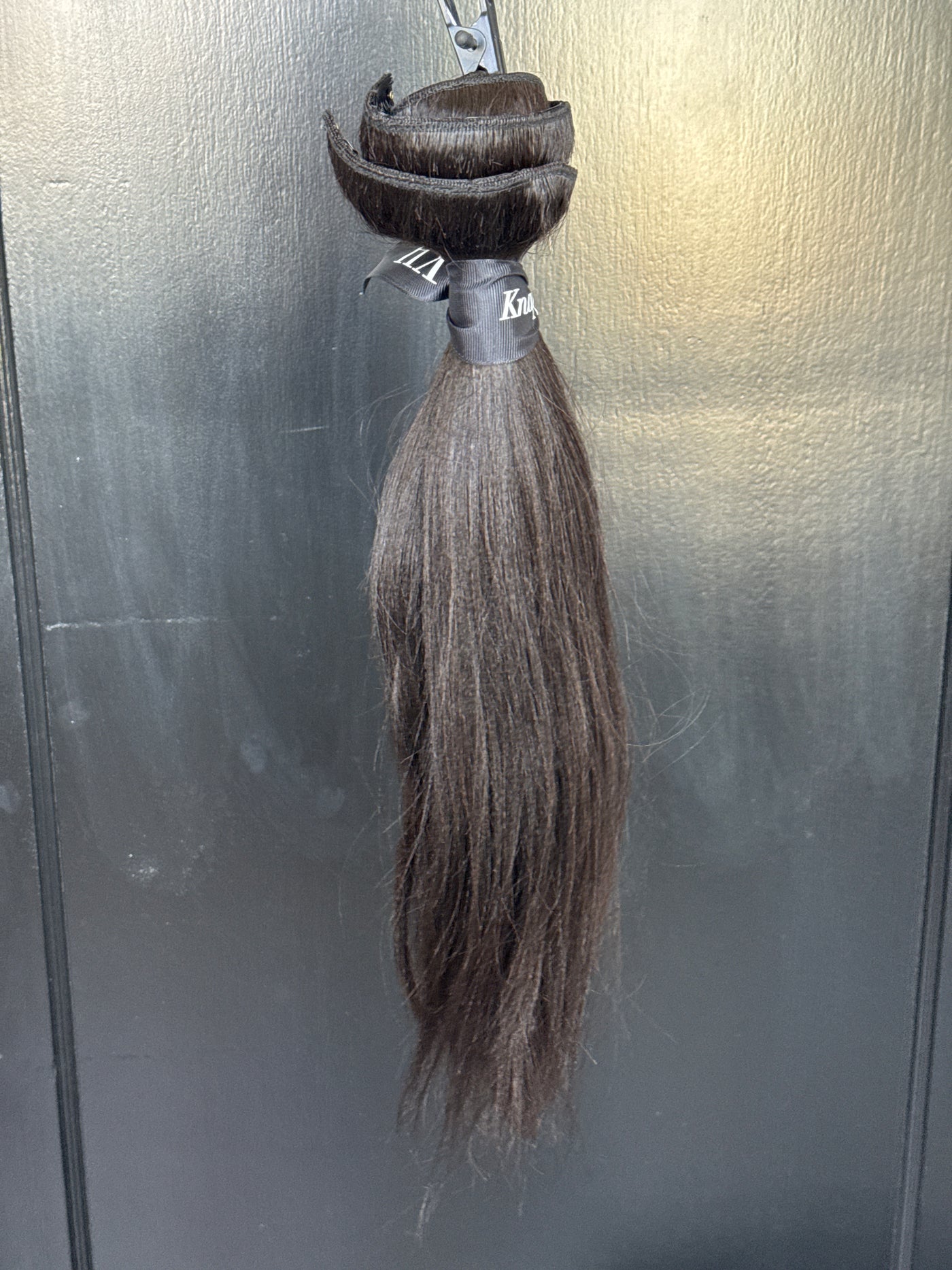 Clearance: 16” Knatural Straight Clip Ins, 5 Piece Set