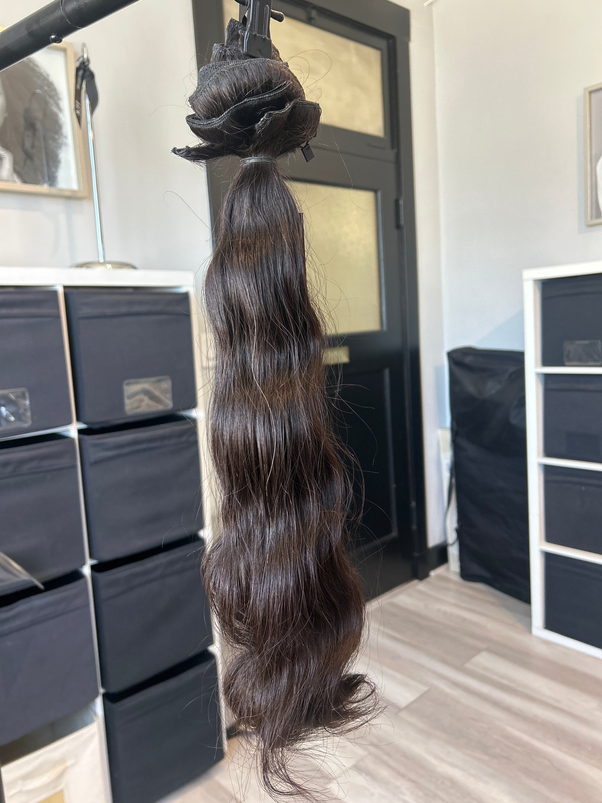 Clearance: 20" Body Wave Clip Ins - 10 PC
