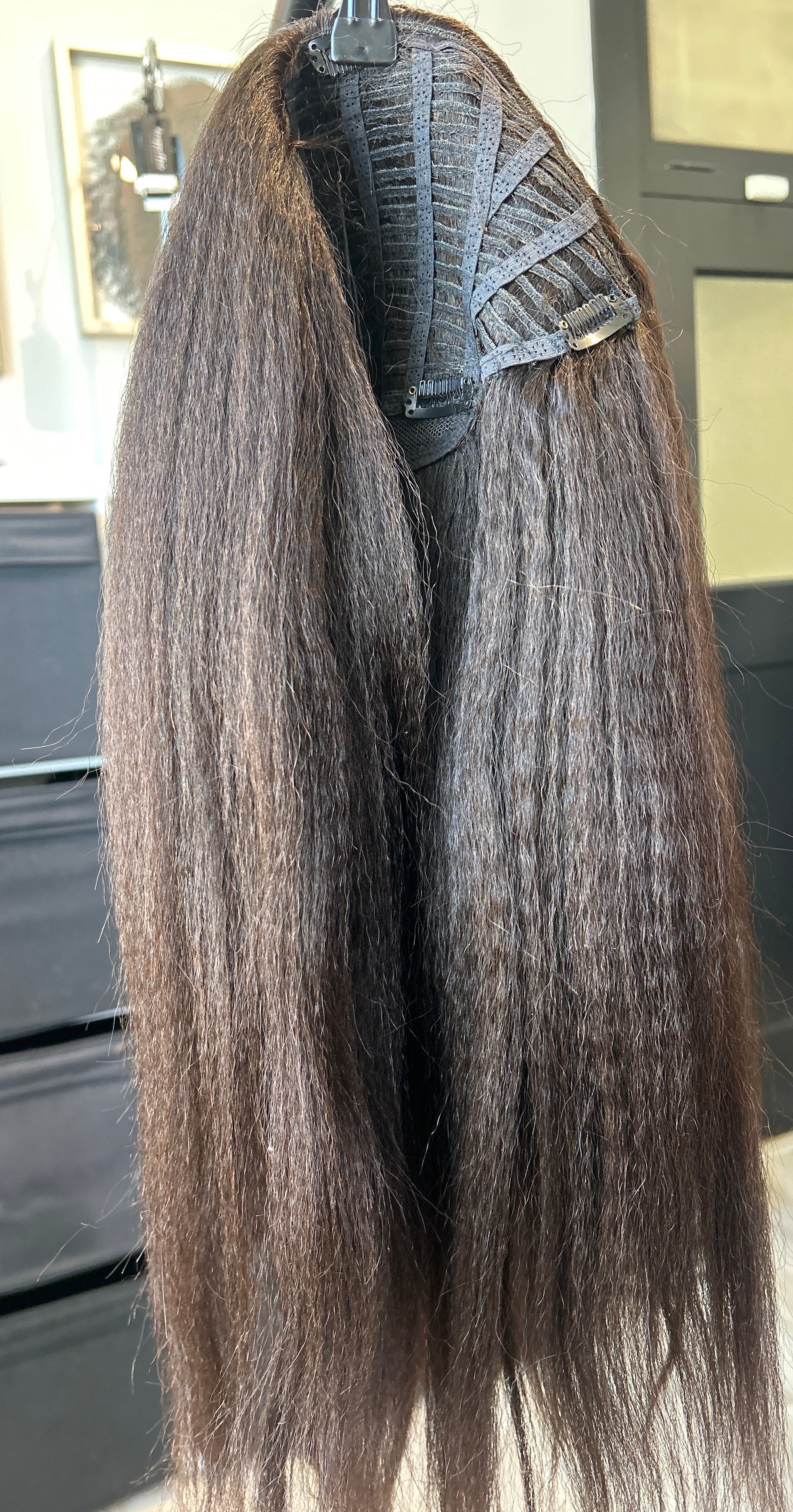 Clearance: 24" Knatural Coarse Half Wig