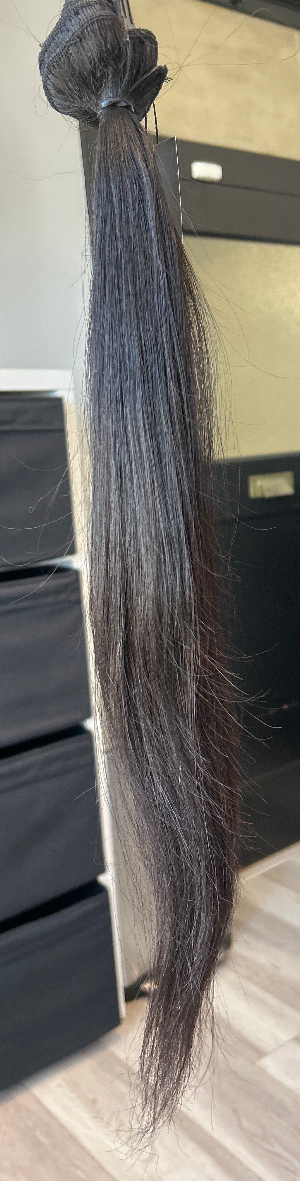 Clearance: 24" Knatural Straight Clip Ins - 5 PC