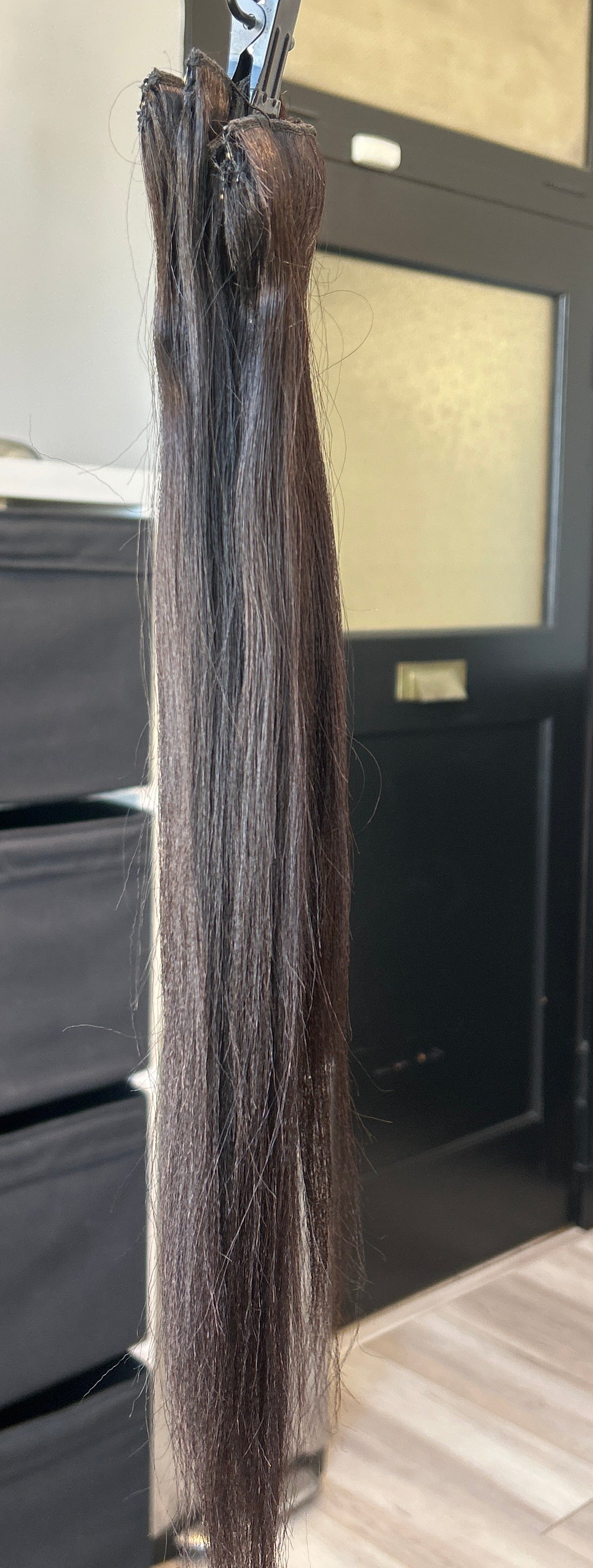 Clearance: 18" Knatural Straight  Clip Ins - 5 PC