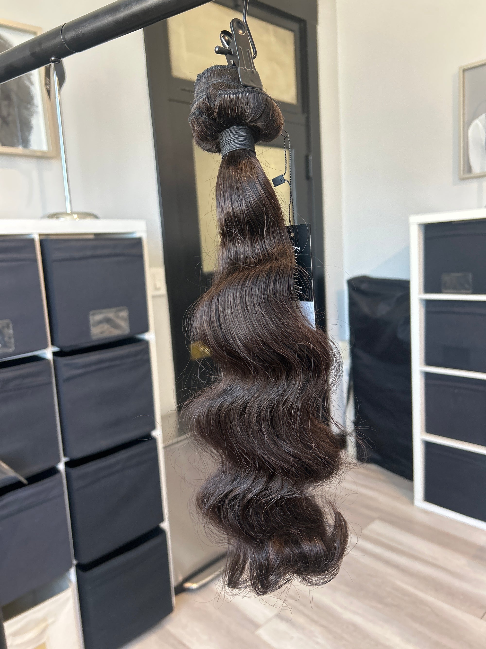 Clearance: 20" Body Wave Clip Ins - 9 PC