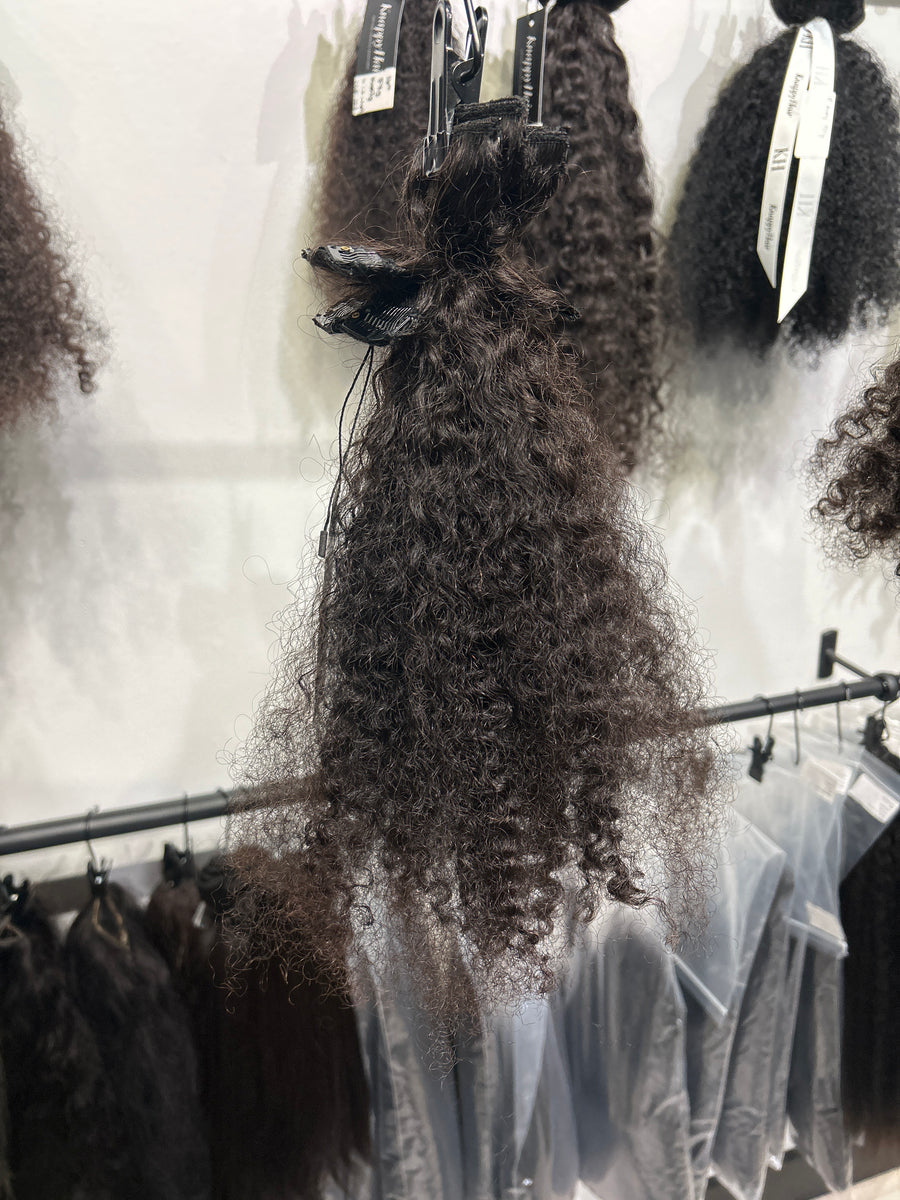 Clearance: 20" Knatural Kurly Clip Ins - 6 PC