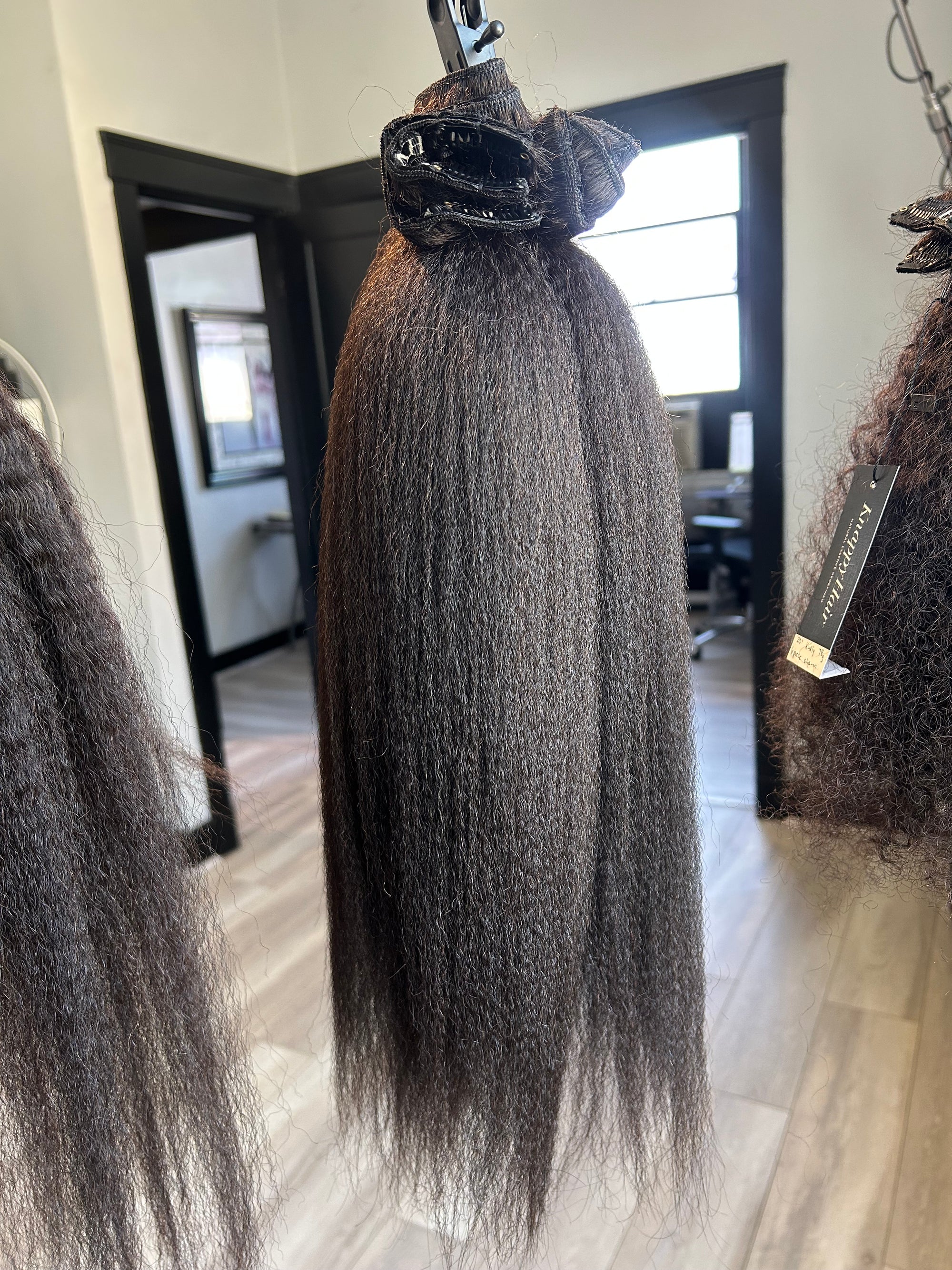 Clearance: 18" Kinky Coarse Clip-ins
